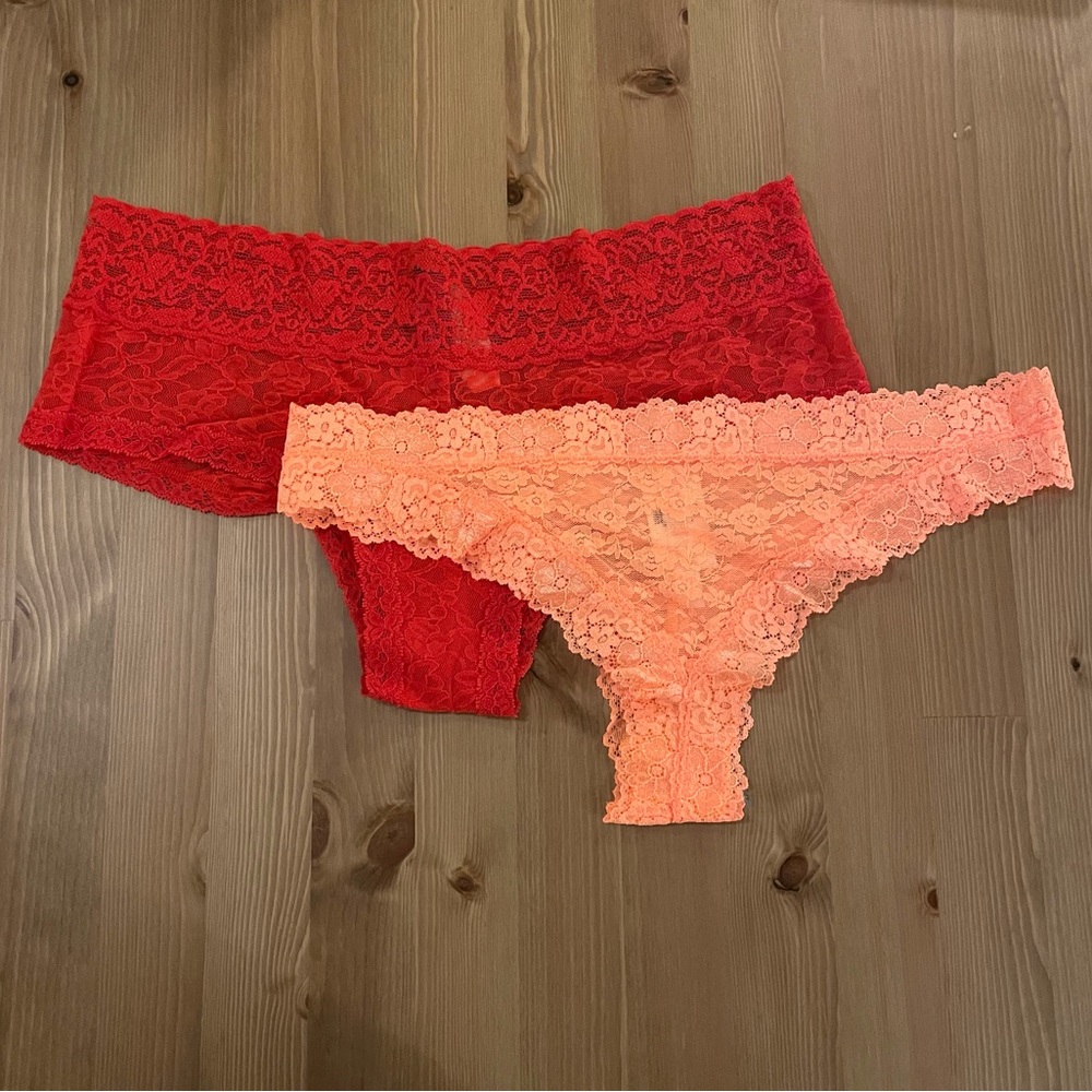NWT Victoria’s Secret Lacie Cheeky & VS Pink Low Rise Thong Set L
